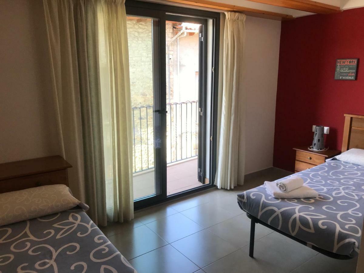 Apartaments Ca L'Albert La La Pobla de Segur Exterior foto