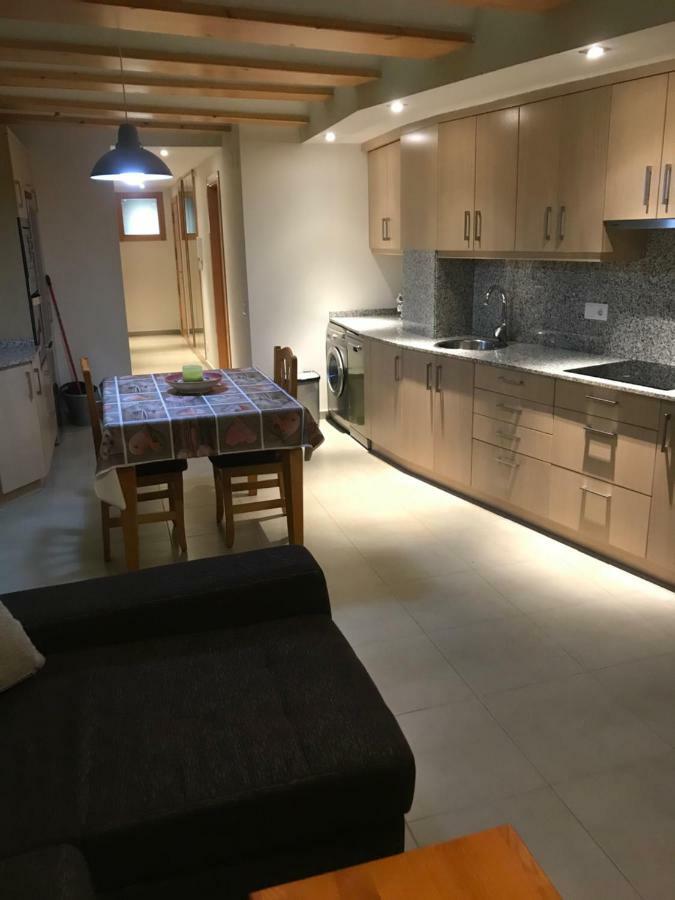 Apartaments Ca L'Albert La La Pobla de Segur Exterior foto